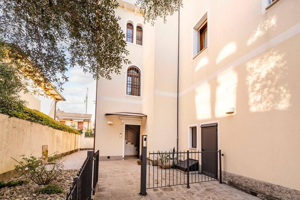 Enjoy Home - Appartamento I Papaveri Padua Buitenkant foto