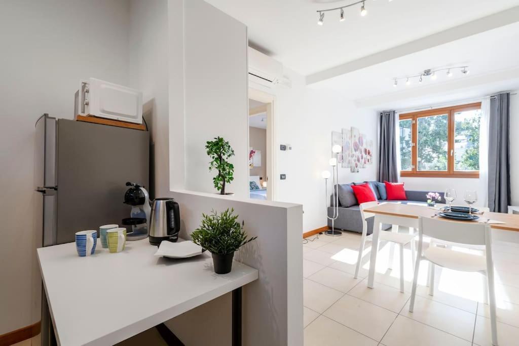 Enjoy Home - Appartamento I Papaveri Padua Buitenkant foto